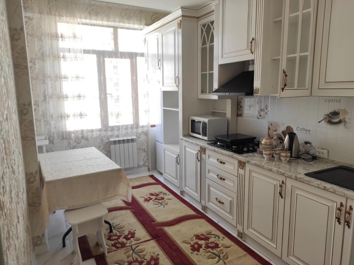 Prestigious Apartment In Bisjkek Eksteriør billede